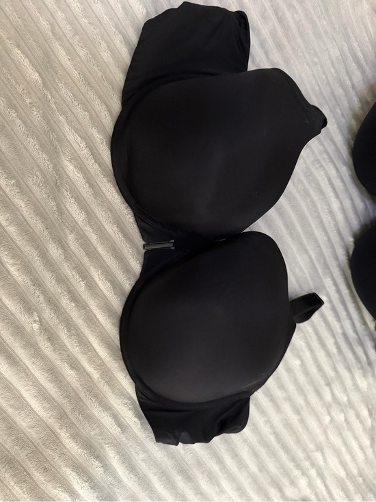 torrid Other - torrid Black Molded T-Shirt Bra with Smooth Cups